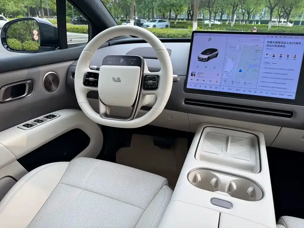 Li Auto i6 — фото 7
