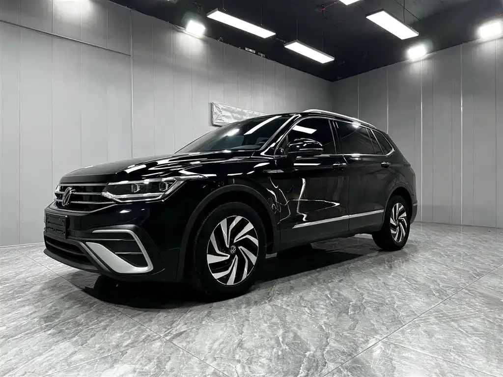 Volkswagen Tiguan L 2023 из CN, фото 6