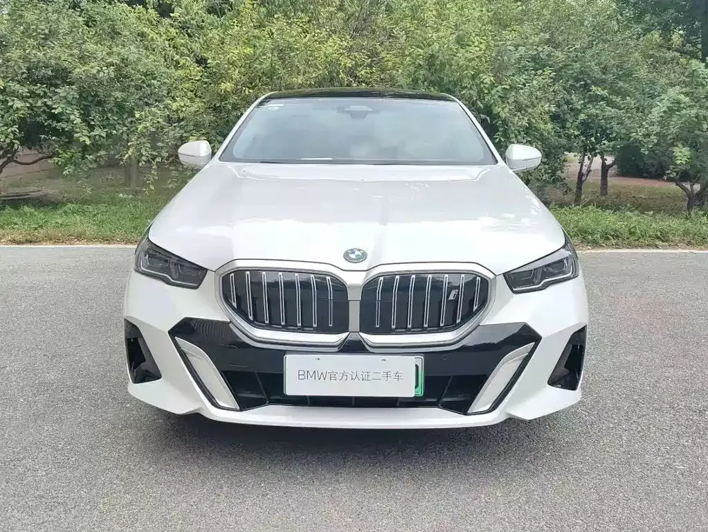 BMW i5 2025 из CN, фото 10