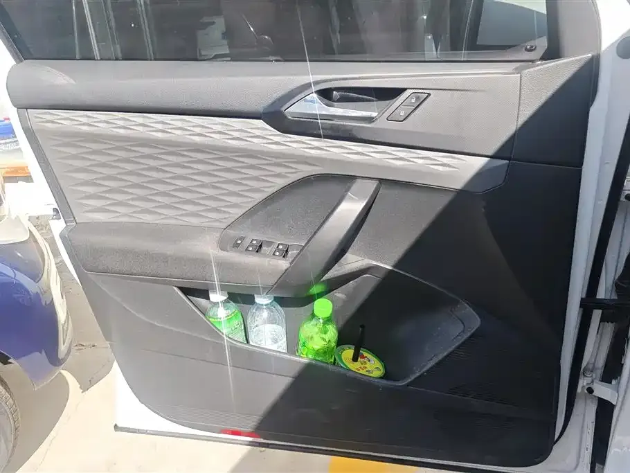 Volkswagen Tharu 2022 из CN, фото 4