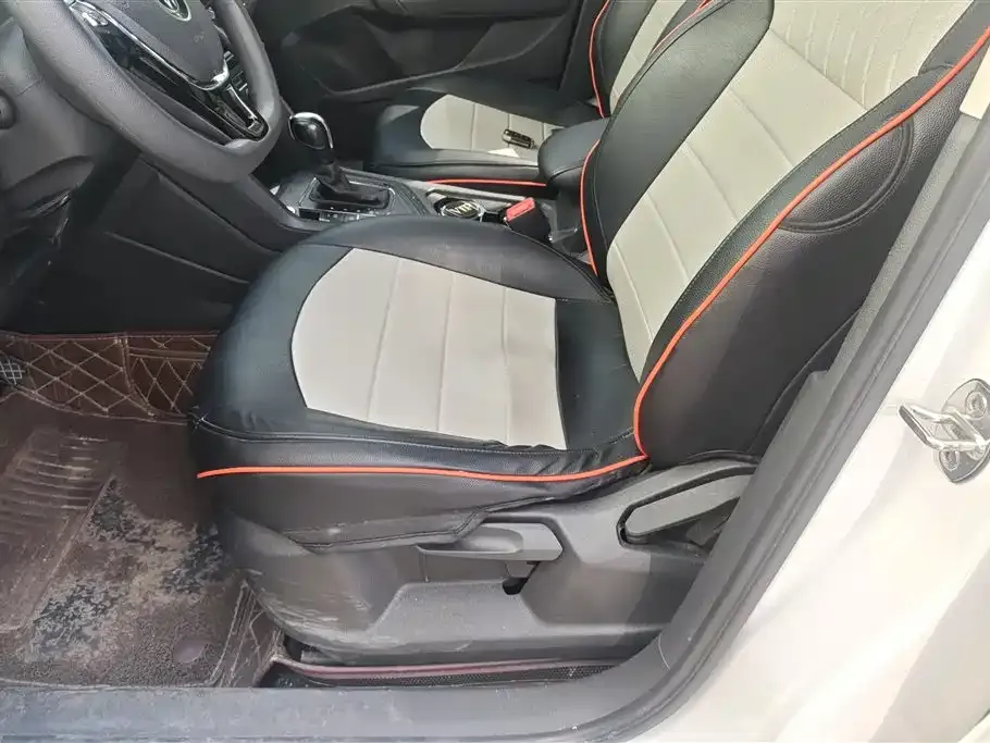 Volkswagen Tharu 2022 из CN, фото 6