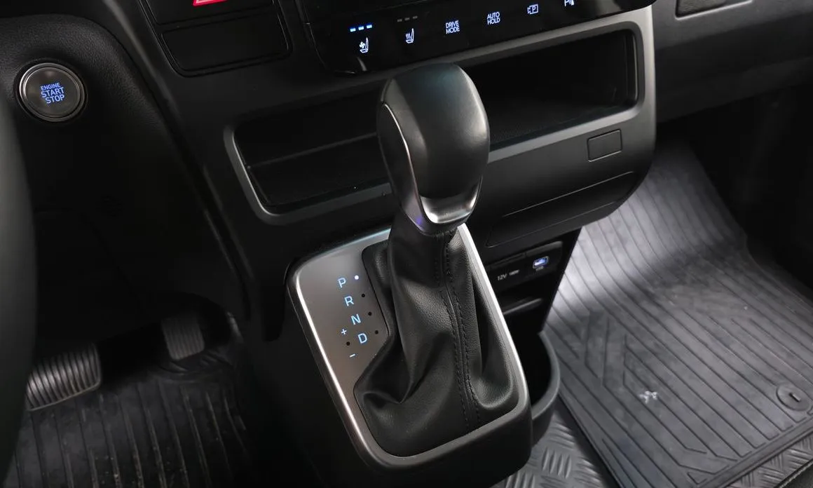 Hyundai Staria — фото 6