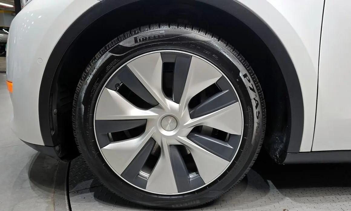 Tesla Model Y 2021 из KR, фото 10