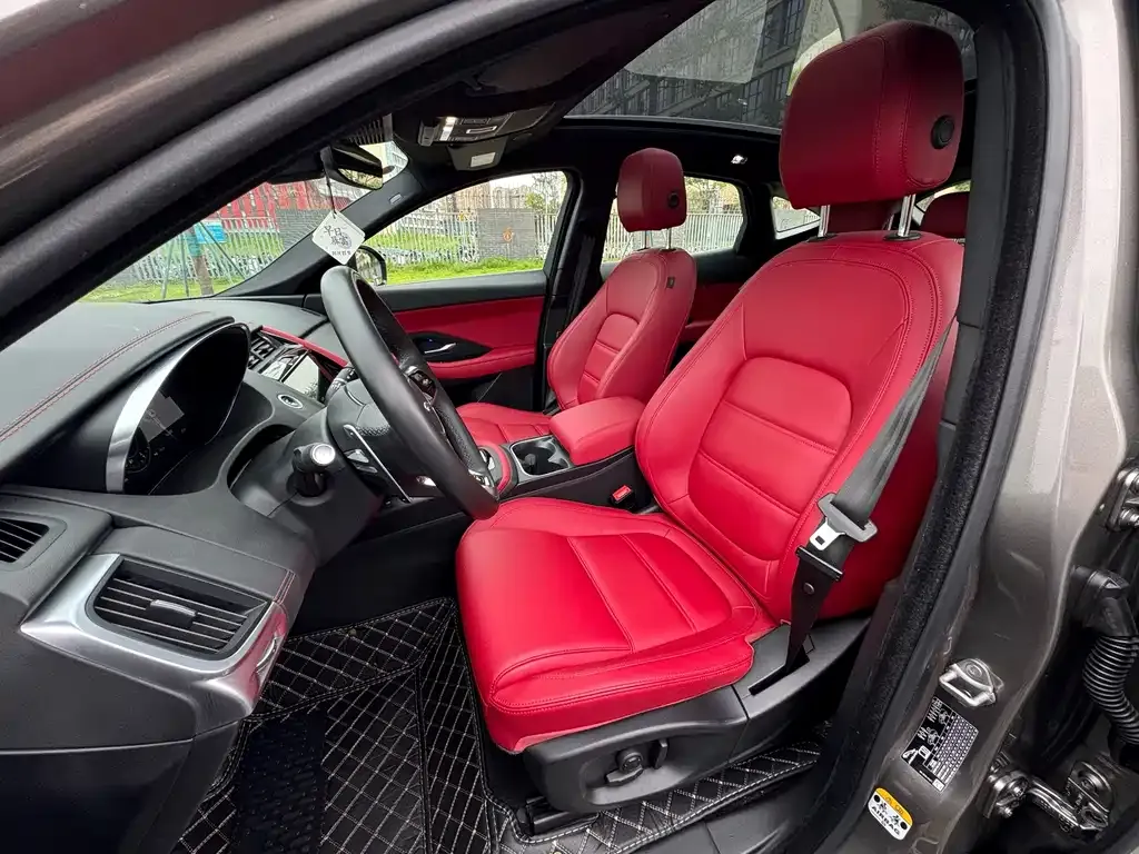 Jaguar E-PACE 2023 из CN, фото 2