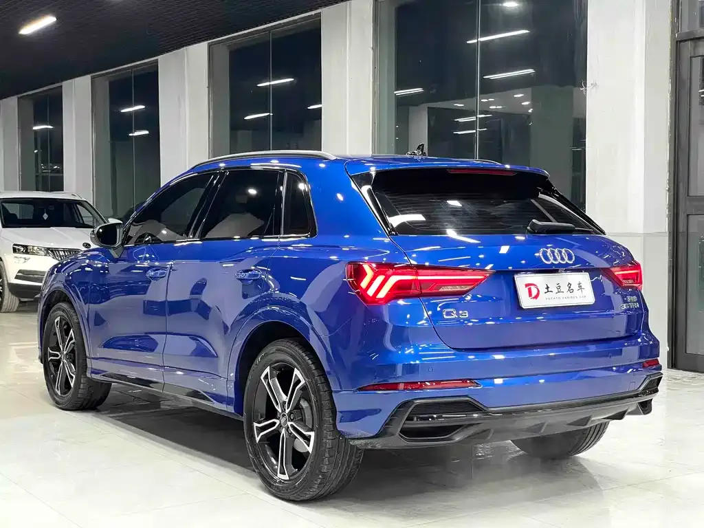 Audi Q3 — фото 4
