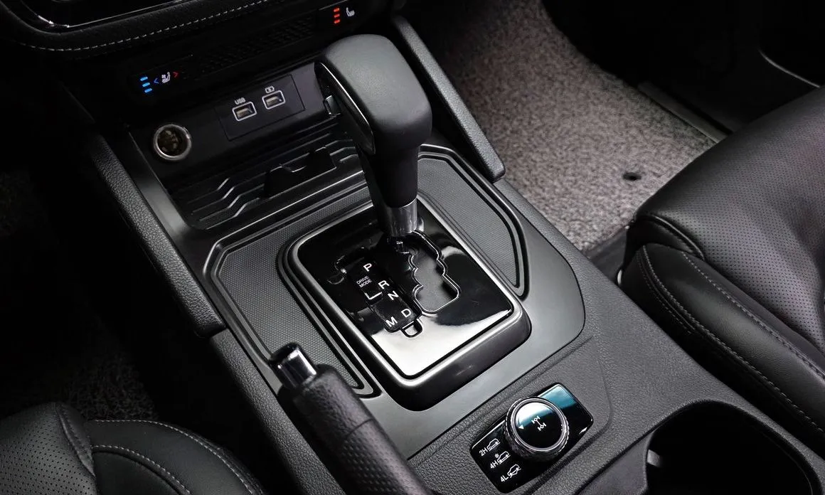 KG Mobility (Ssangyong) Rexton 2023 из KR, фото 8