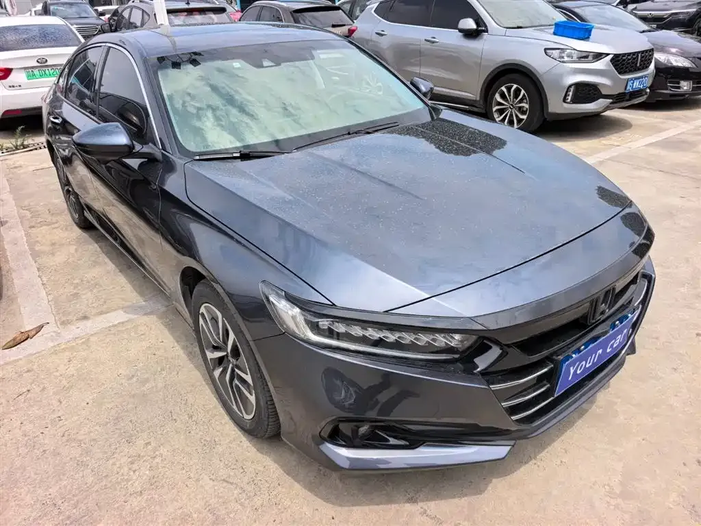 Honda Accord — фото 10