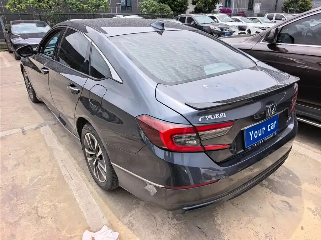 Honda Accord — фото 8
