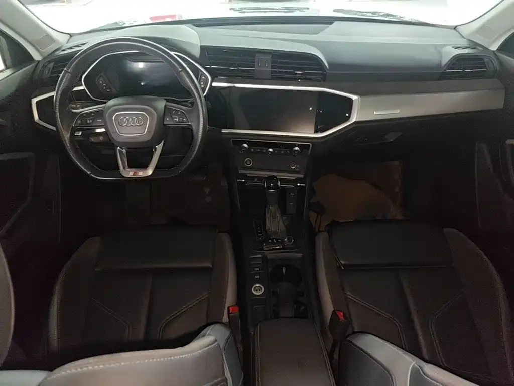 Audi Q3 Sportback — фото 3