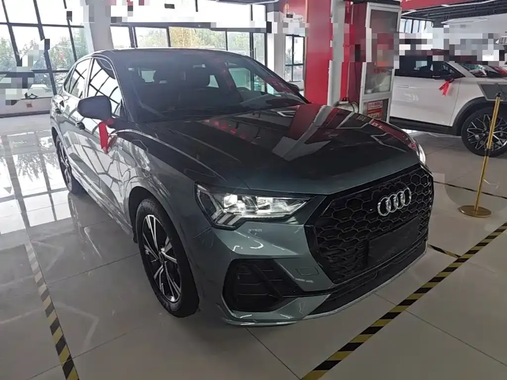 Audi Q3 Sportback — фото 9