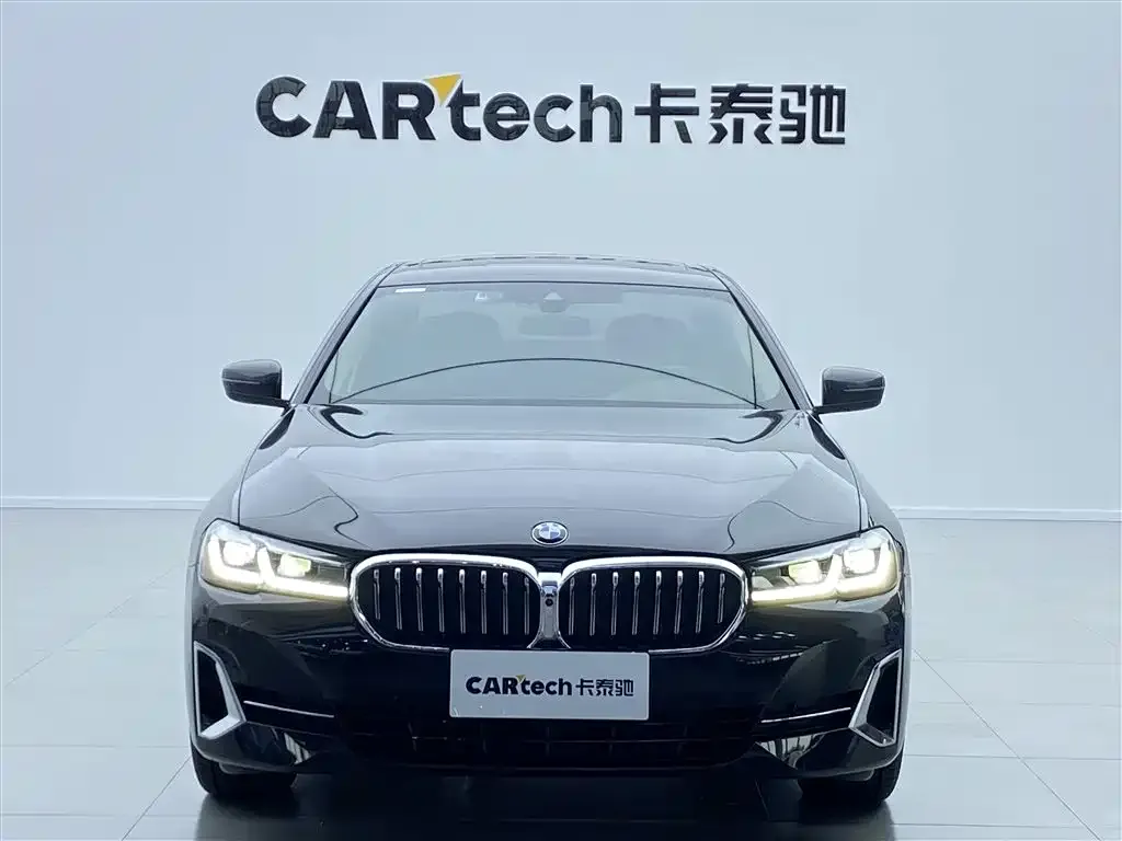 BMW 5 Series — фото 5