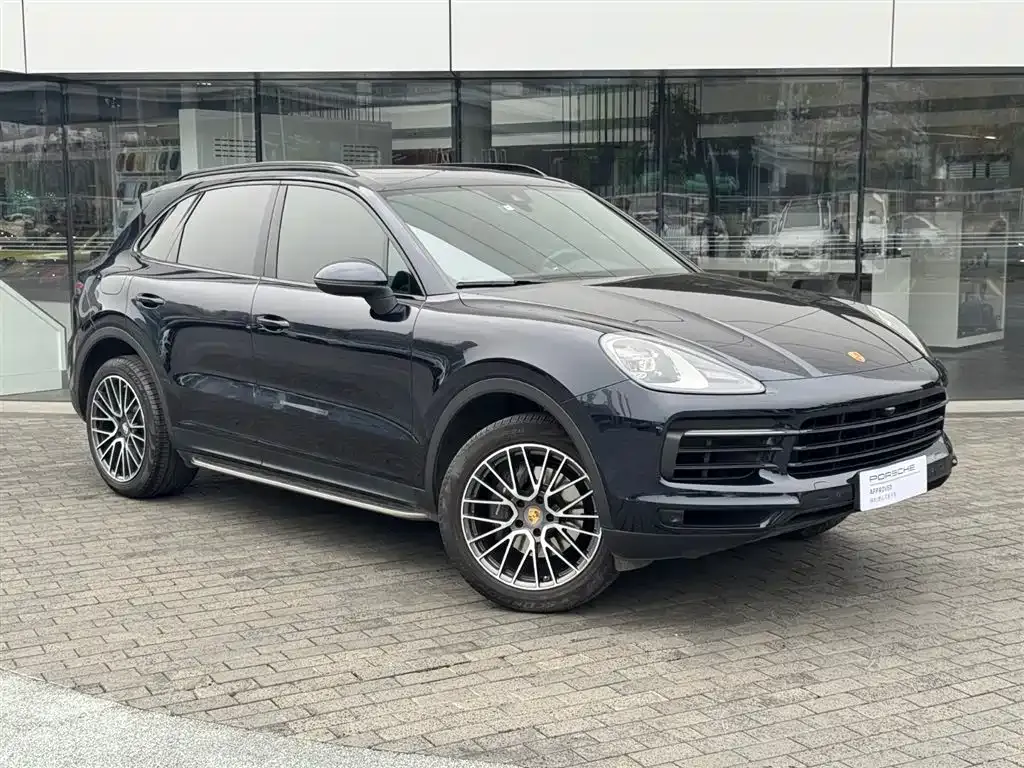 Porsche Cayenne — фото 4