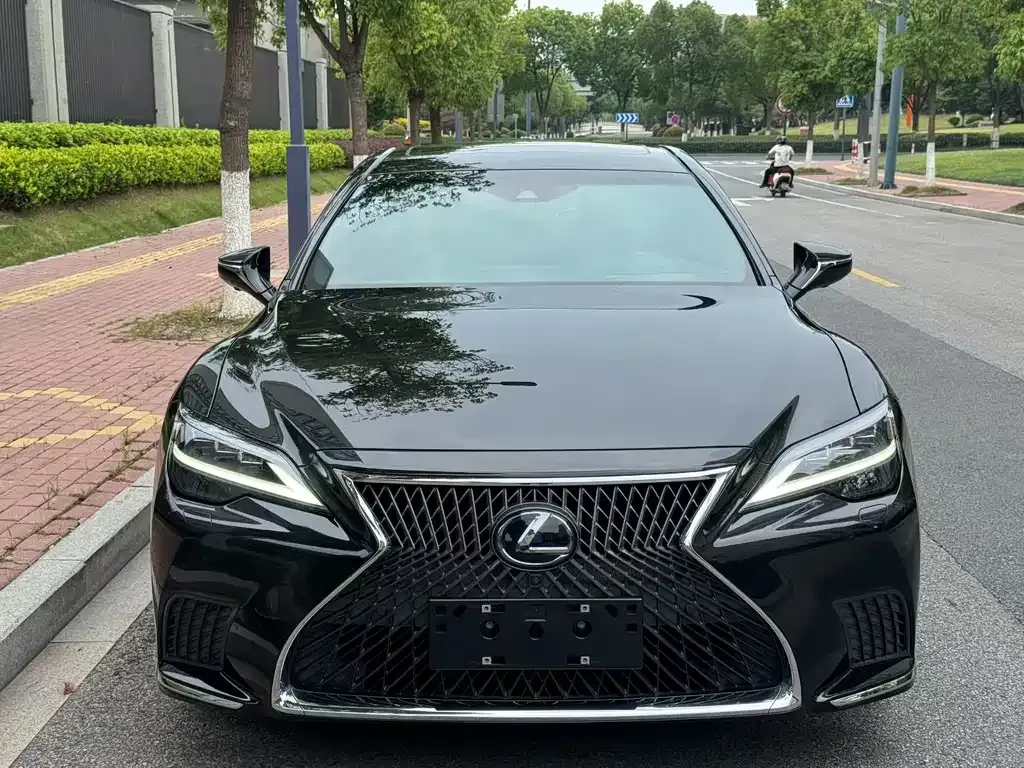 Lexus LS 2021 из CN, фото 7