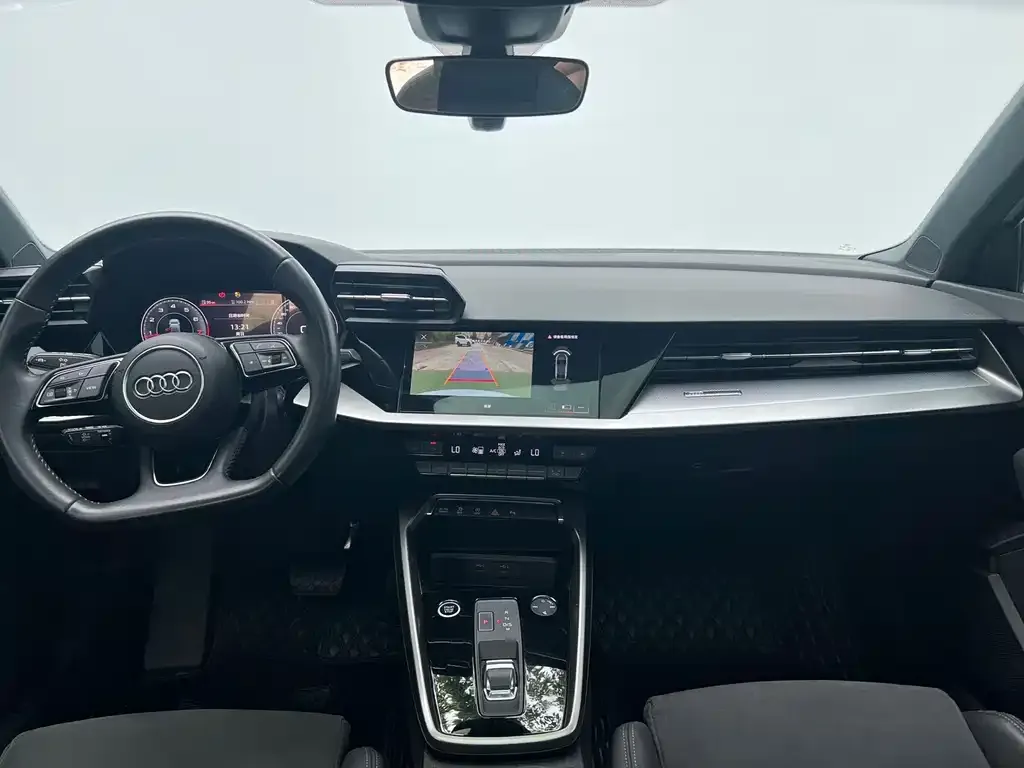 Audi A3 — фото 2