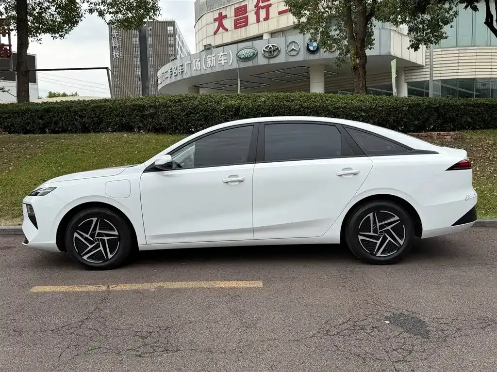 Roewe D6 2026 из CN, фото 9