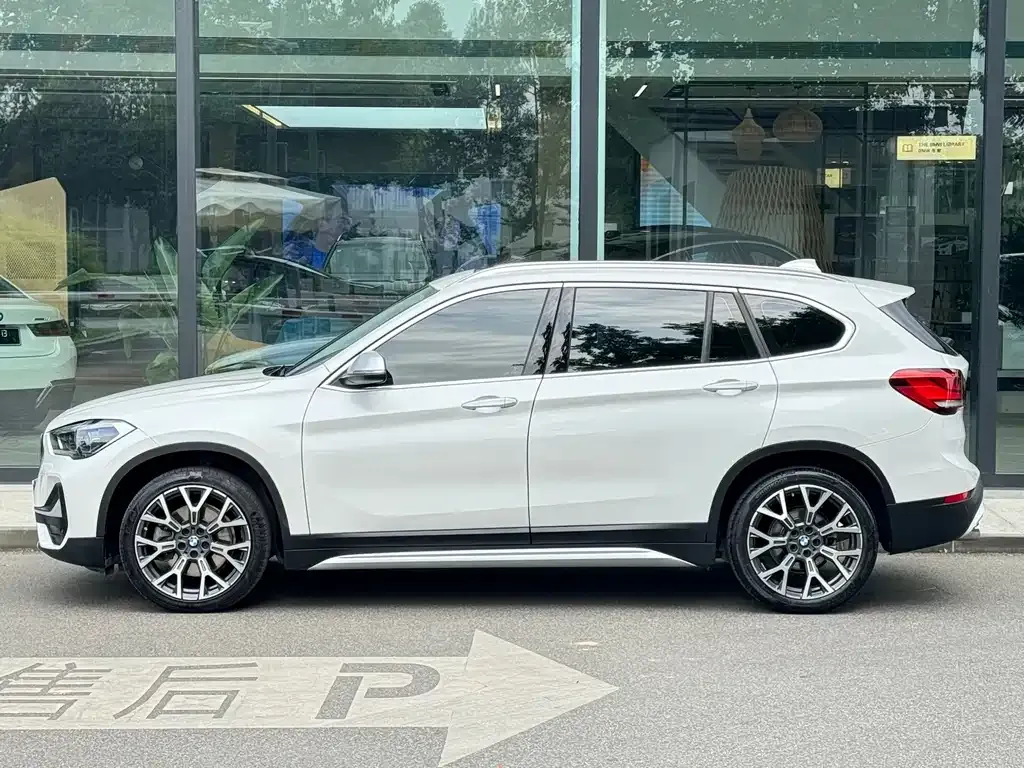 BMW X1 — фото 3