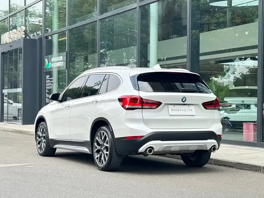 BMW X1 — фото 4