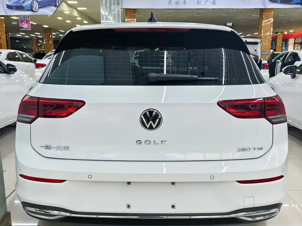 Volkswagen Golf — фото 4