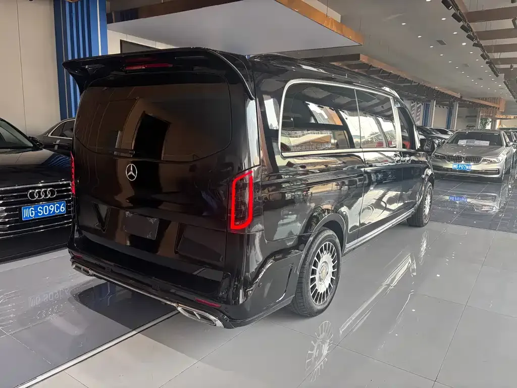 Mercedes-Benz Vito — фото 10