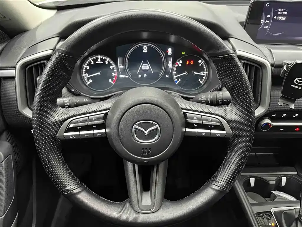 Mazda CX-50 2023 из CN, фото 7