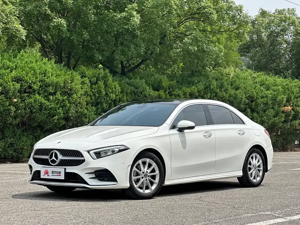 Mercedes-Benz A-Class — фото 1