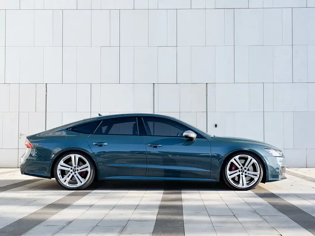 Audi S7 2021 из CN, фото 3