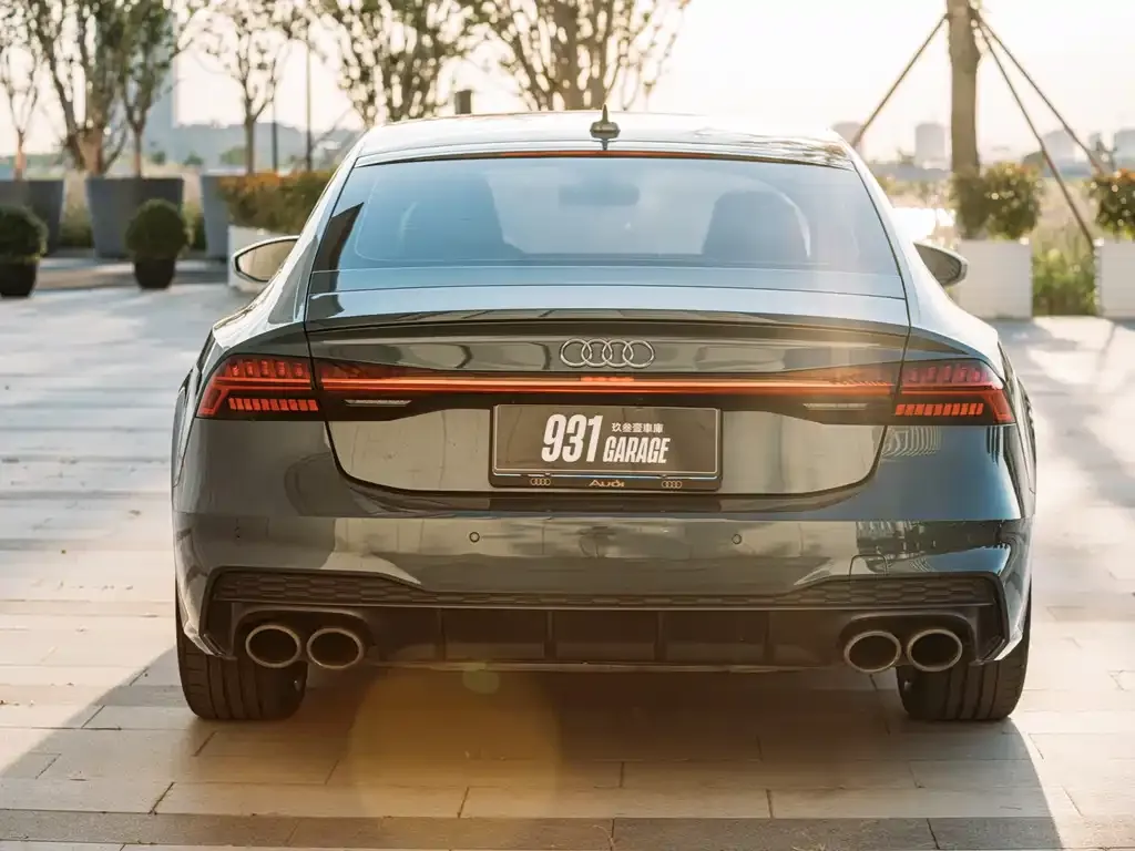 Audi S7 2021 из CN, фото 10