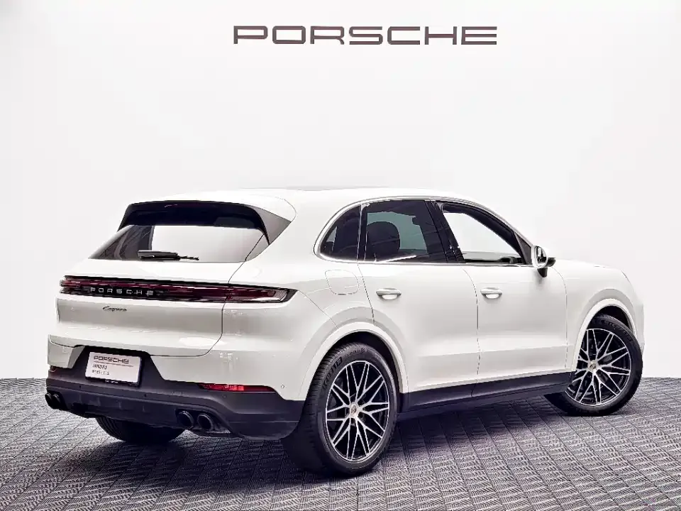 Porsche Cayenne — фото 4