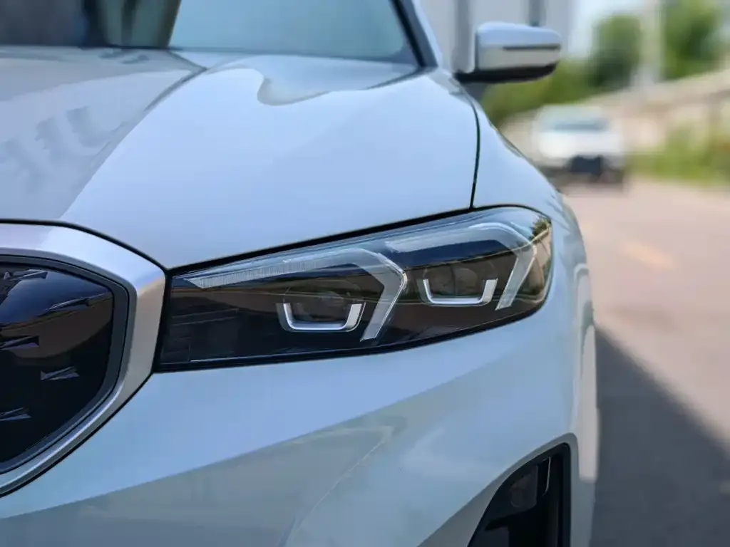 BMW i3 — фото 3