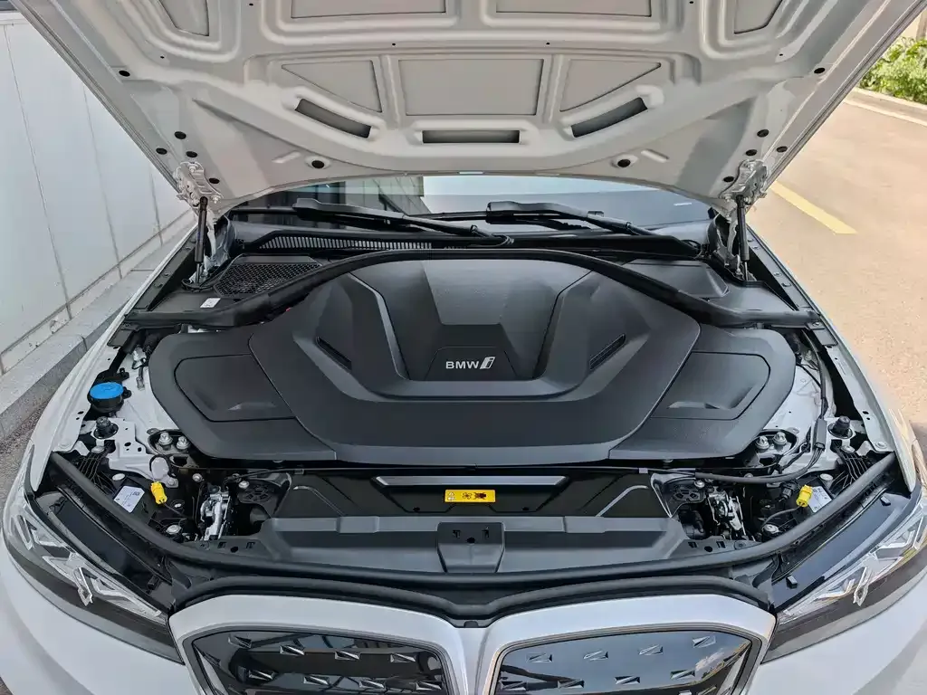 BMW i3 — фото 2