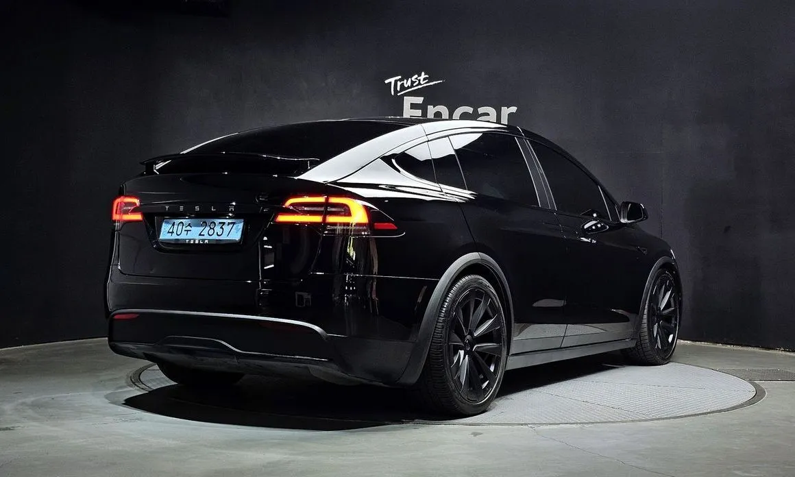 Tesla Model X 2023 из KR, фото 4