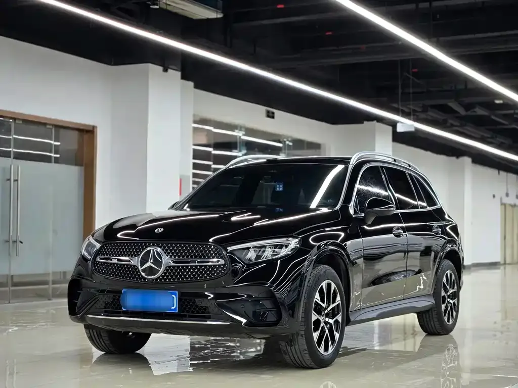 Mercedes-Benz GLC — фото 1