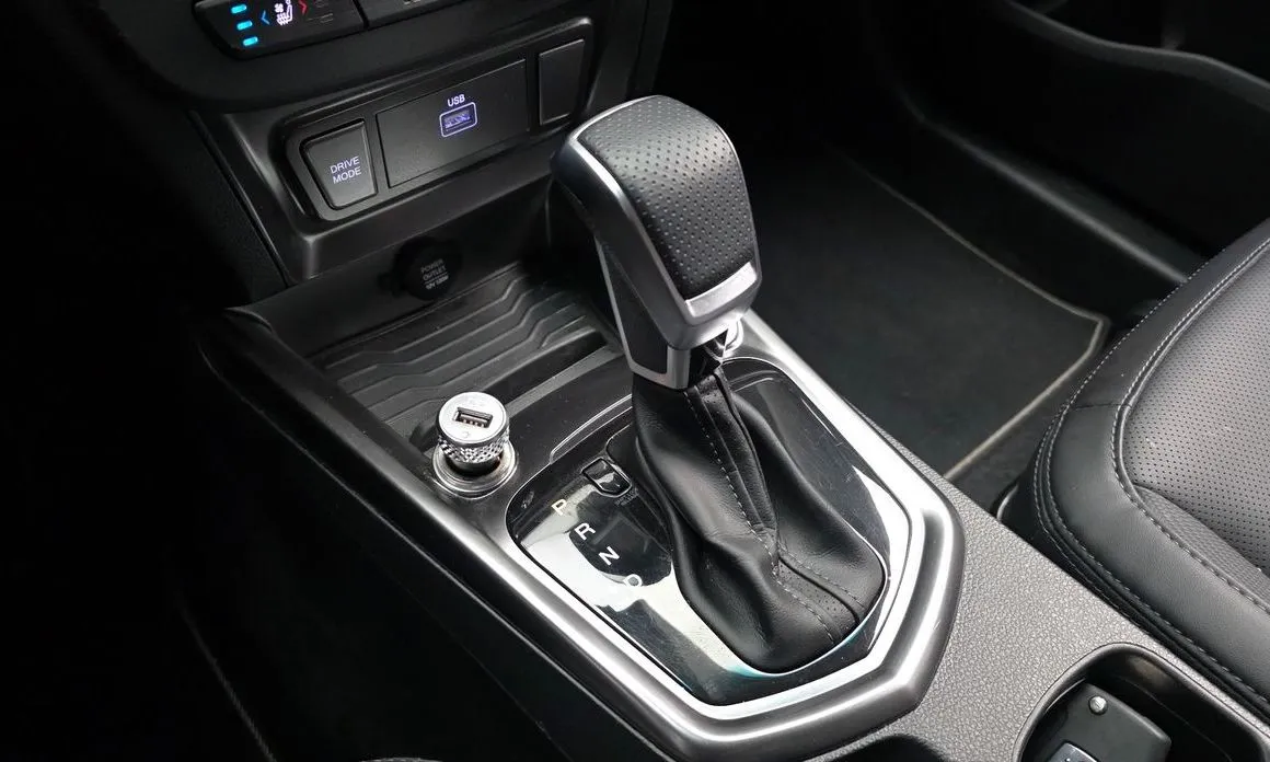 KG Mobility (Ssangyong) TIBOLI 2025 из KR, фото 6