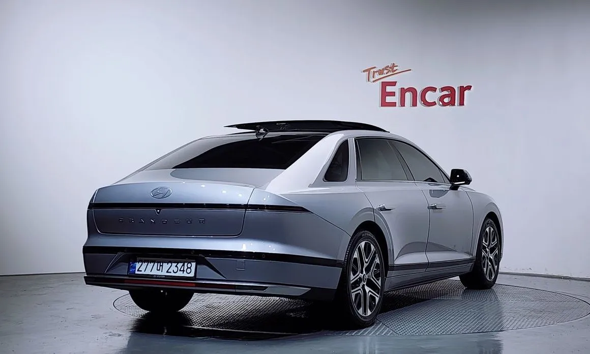 Hyundai Grandeur 2023 из KR, фото 8