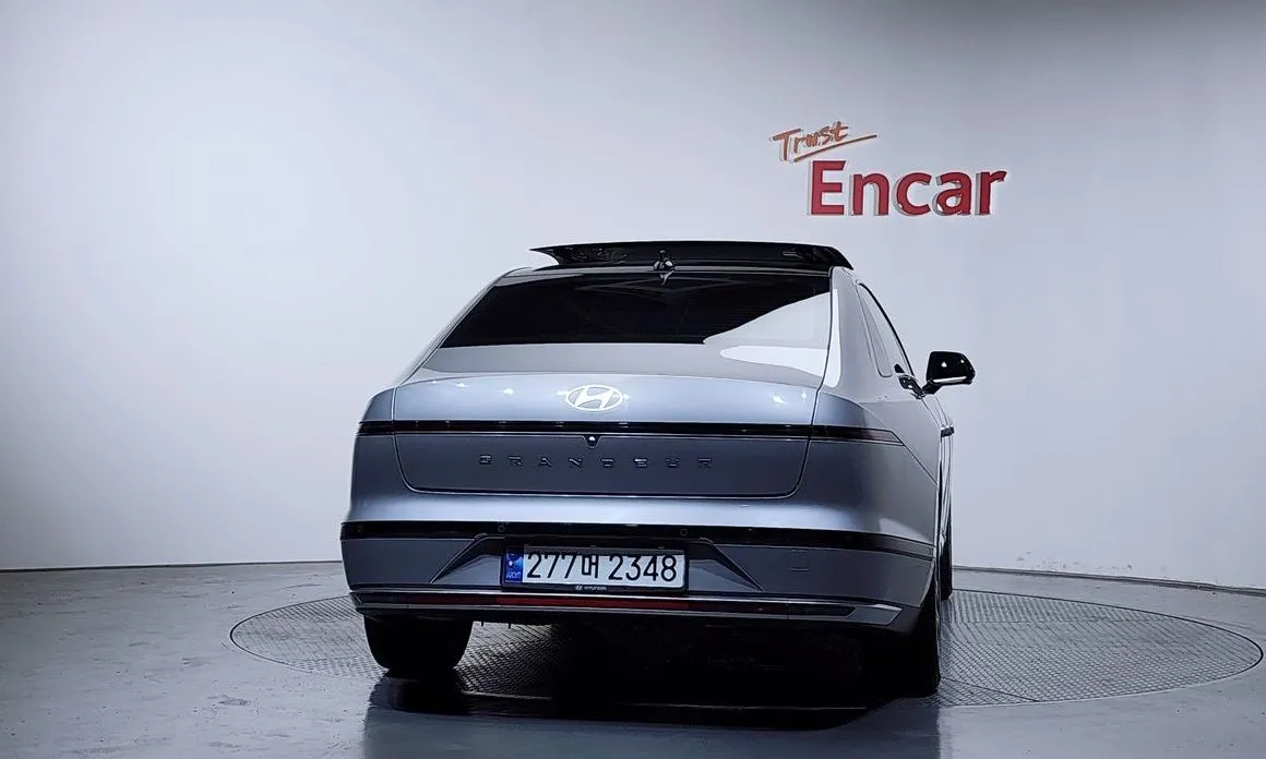 Hyundai Grandeur 2023 из KR, фото 7