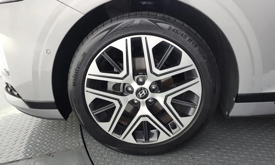 Hyundai Grandeur 2023 из KR, фото 10