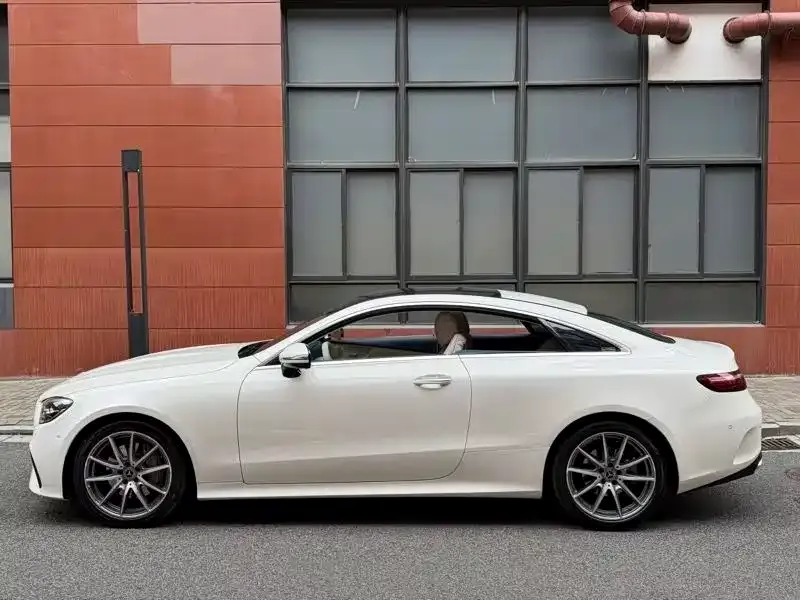 Mercedes-Benz E-Class (Import) — фото 5