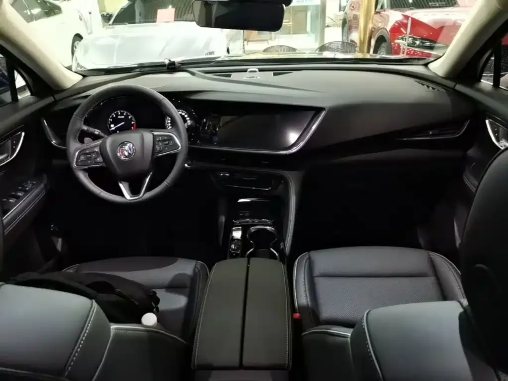 Buick Envision Plus — фото 2