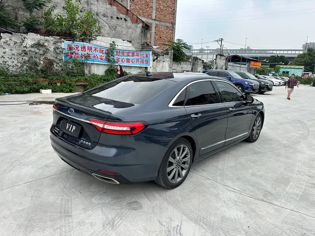 Ford Taurus 2021 из CN, фото 9