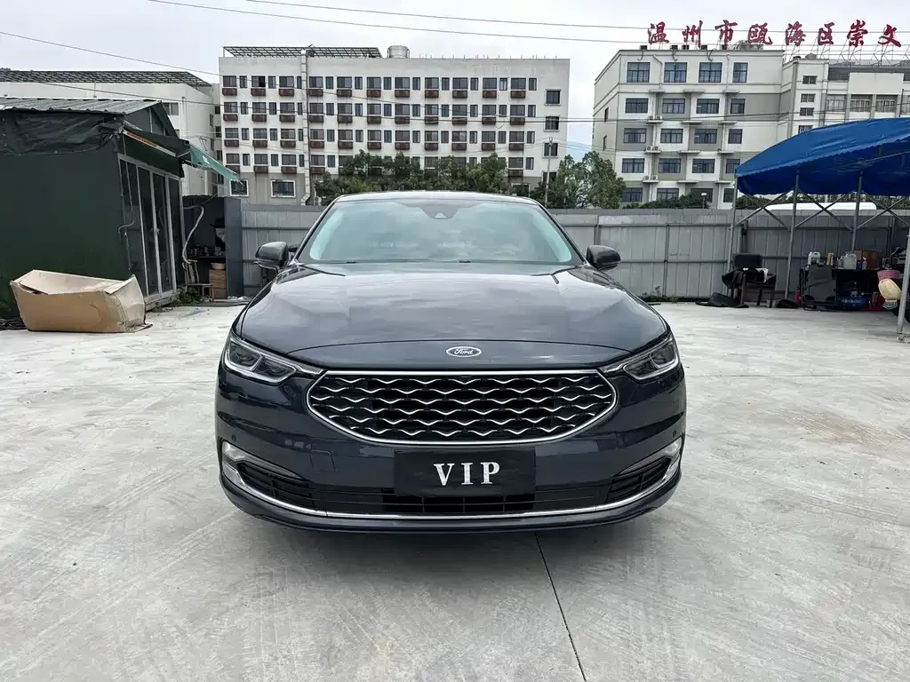 Ford Taurus 2021 из CN, фото 2