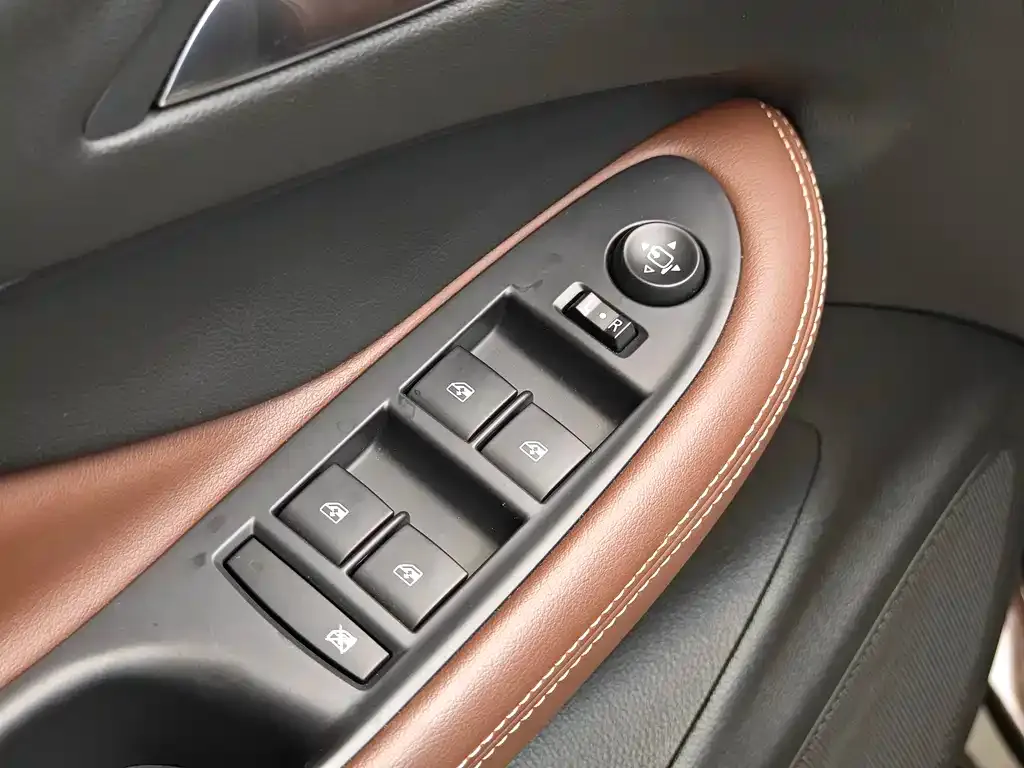 Buick Envision Plus 2021 из CN, фото 4