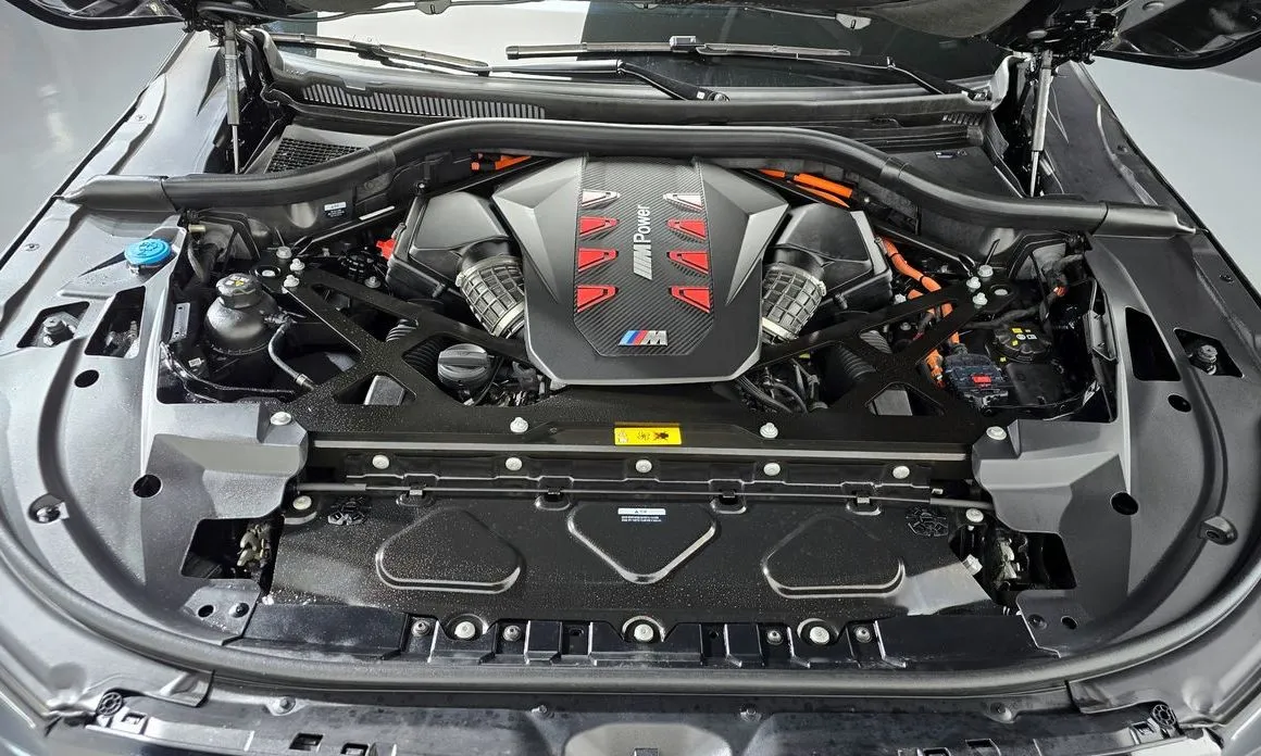 BMW XM 2025 из KR, фото 6
