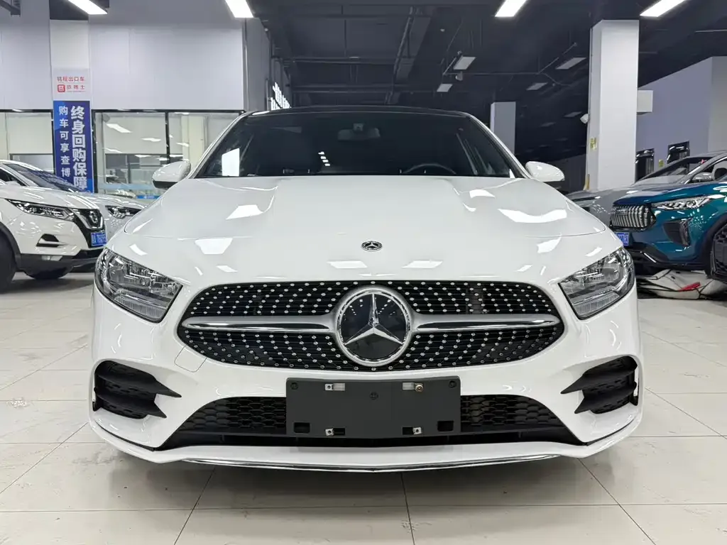 Mercedes-Benz A-Class — фото 10
