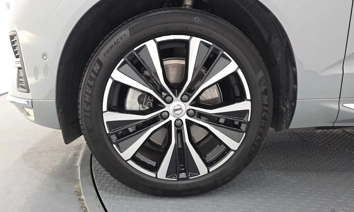Volvo XC60 2024 из KR, фото 5