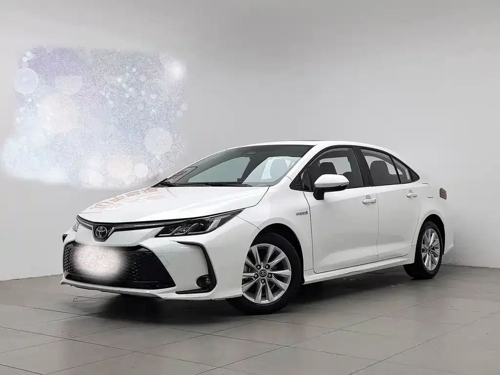 Toyota Corolla — фото 1