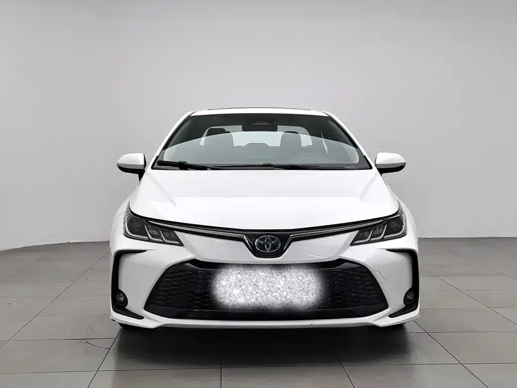 Toyota Corolla — фото 3