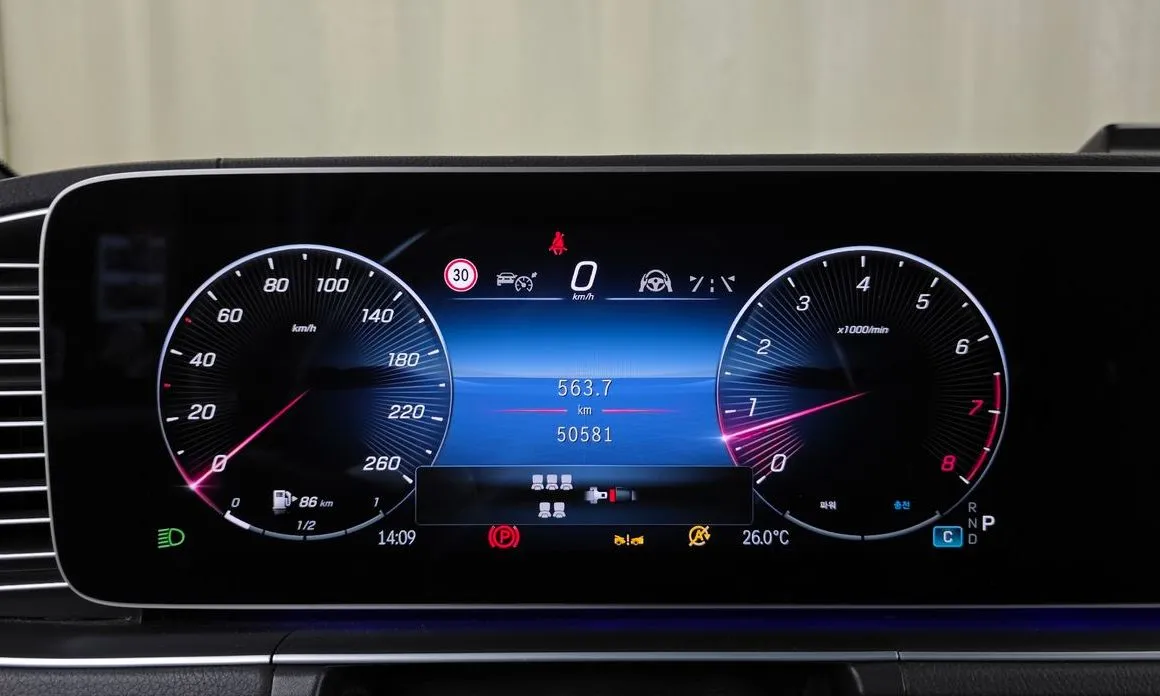 Mercedes-Benz GLS-Class 2024 из KR, фото 3