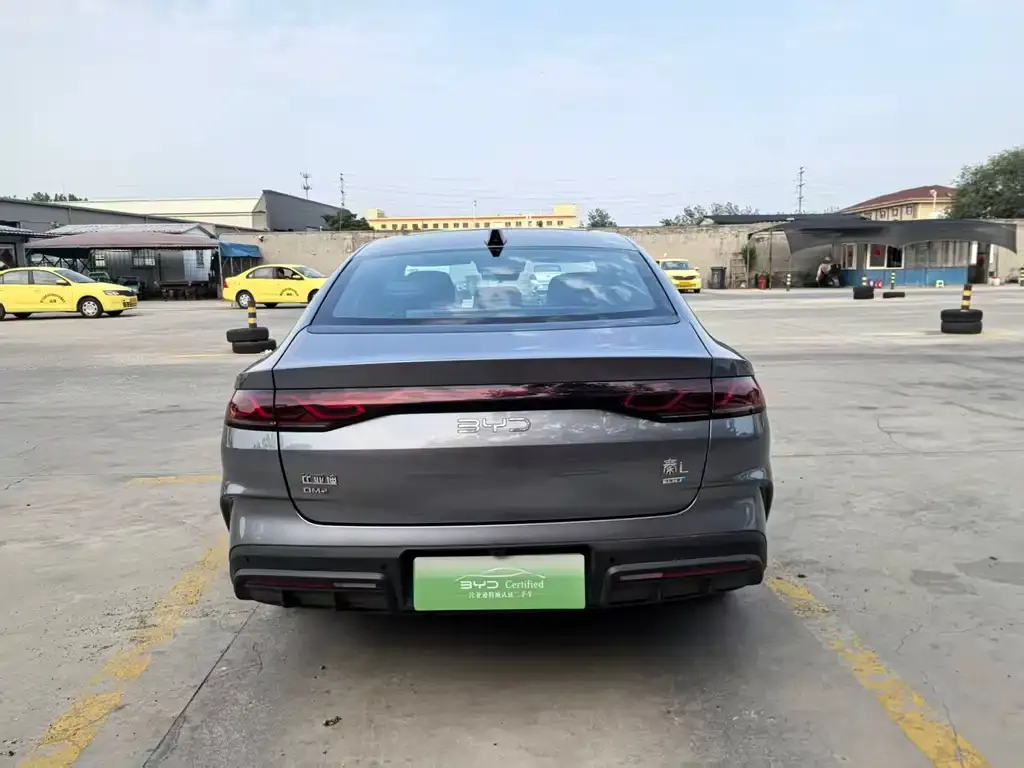 BYD Qin L — фото 4