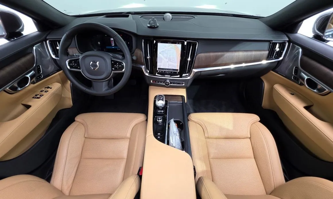 Volvo S90 2023 из KR, фото 4