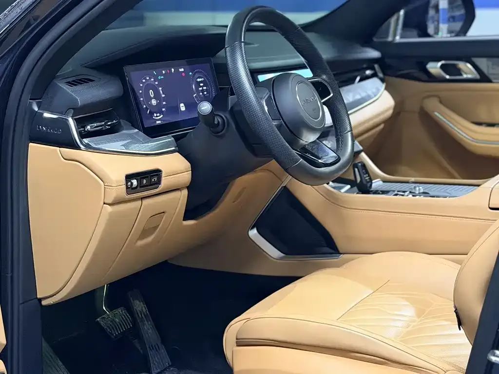Lynk & Co 09 PHEV 2023 из CN, фото 7